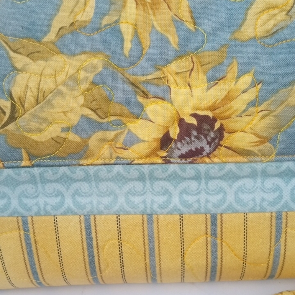 Sunflower Design Baby Gym Bag Purse Tote Carry-All With Handles & Matching Case - Picture 16 of 16